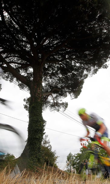 Giro and Vuelta to overlap in revised UCI cycling calendar